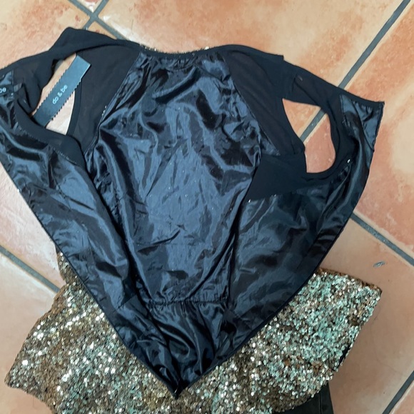 NWT Do&Be Small Gold Sequin Top/Jeans - Picture 6 of 11